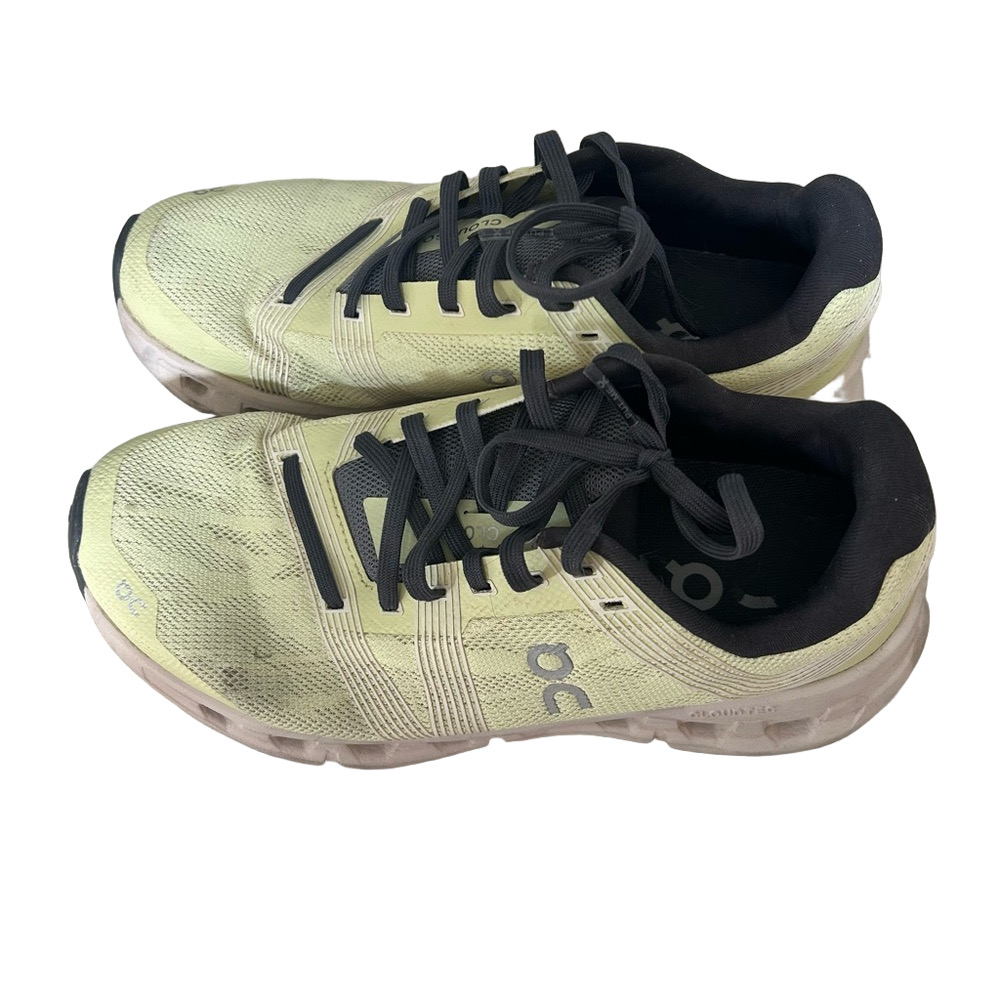 On Cloudgo Shoes - Picture 3 of 5
